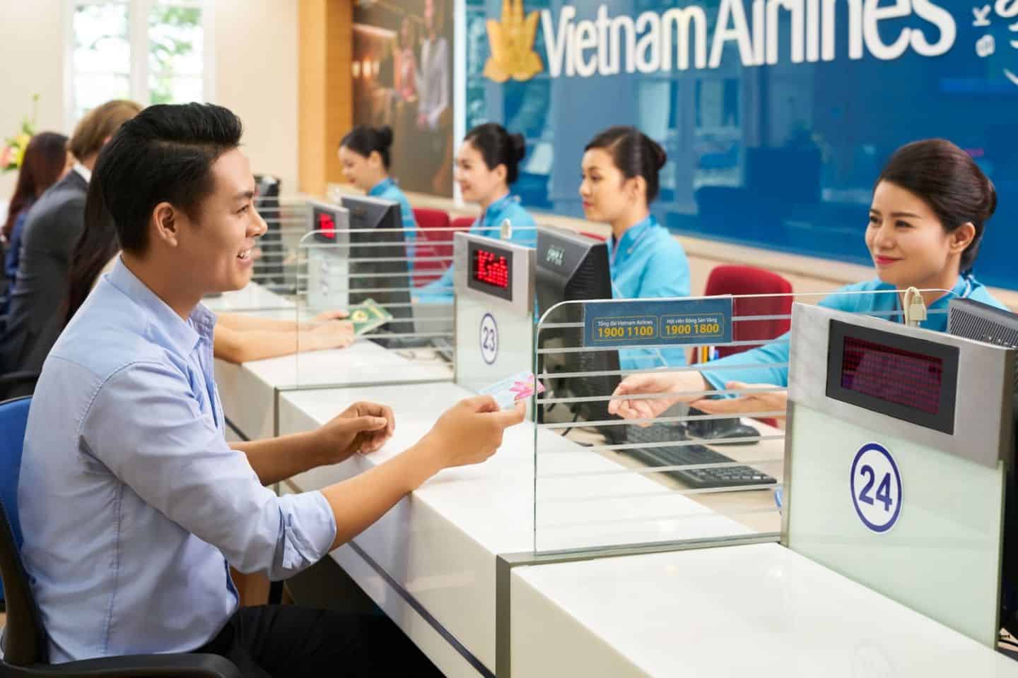 Chính sách hoàn đổi vé Vietnam Airlines