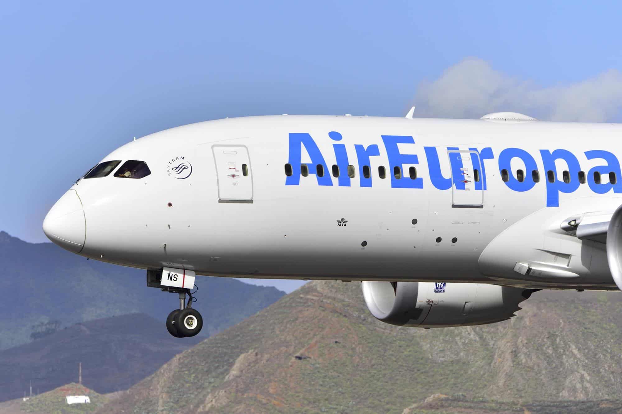 Vé máy bay đi Tây Ban Nha - Hãng hàng không Air Europa