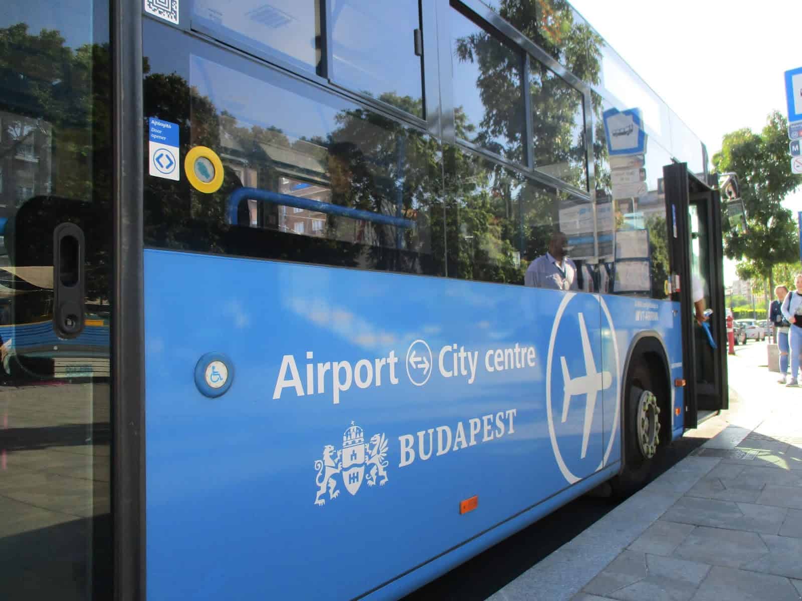 Hành khách có thể chọn xe bus là phương tiện di chuyển
