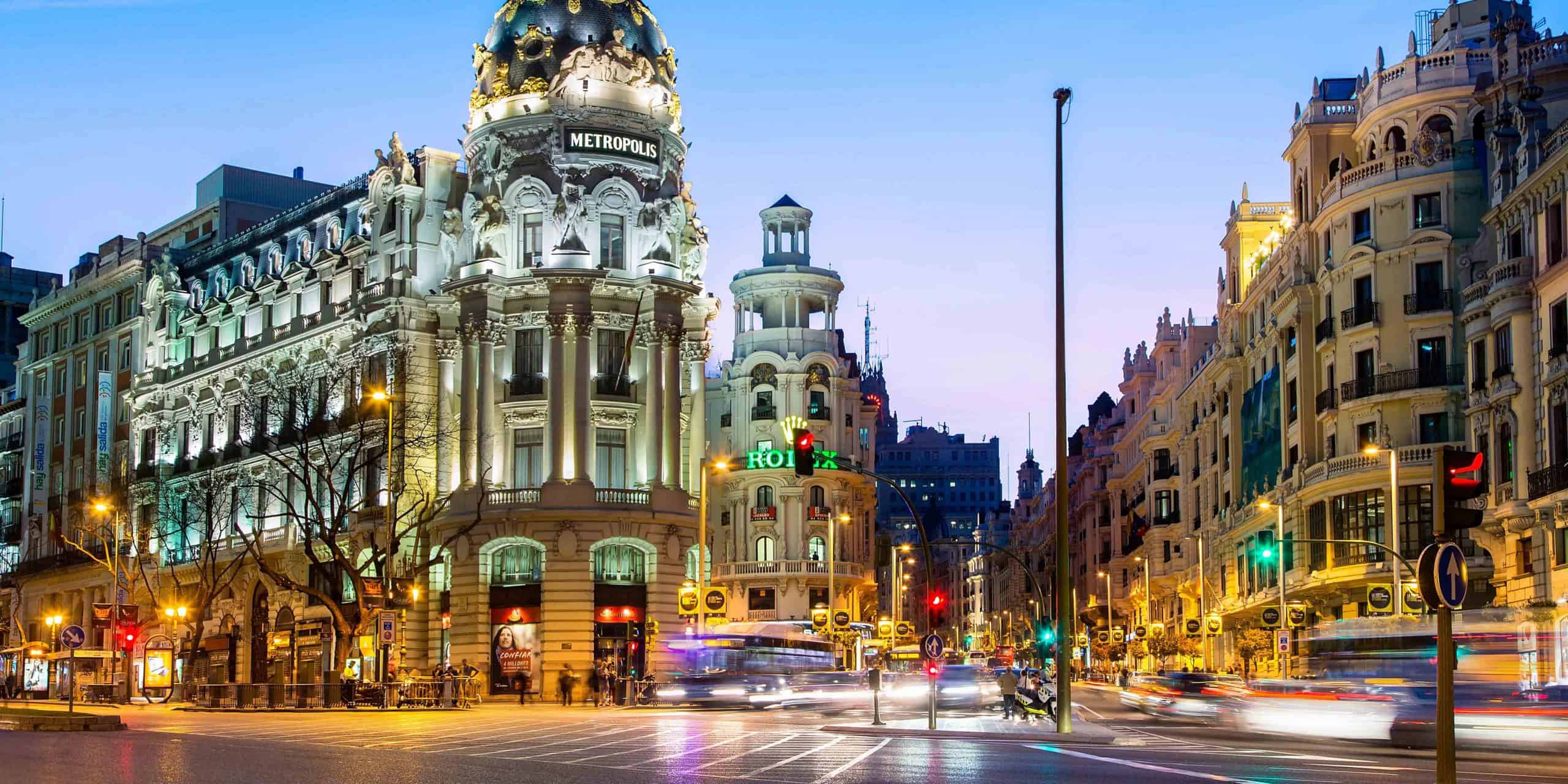 Vé máy bay đi Madrid (MAD) giá rẻ tốt nhất - Lịch bay 2022
